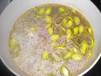 Scharfe Rindfleischsuppe mit Glasnudeln - Rezept - Bild Nr. 4