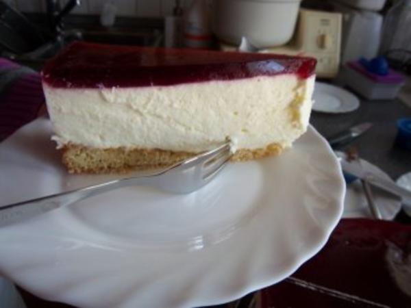 Zitronen Quark Sahne Torte - 167 kcal/100g