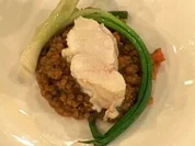 Rezept: Gedรผnsteter Seeteufel mit Curry-Linsen (Britta von Lojewski) Gedรผnsteter Seeteufel mit Curry-Linsen (Britta von Lojewski) - Rezept