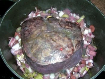 Rinderbraten in Bordeaux geschmort, mit gefülltem Wirsing Kartoffelgratin mit Prosciutto - Rezept - Bild Nr. 7