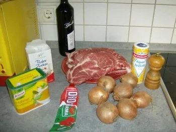 Rezept: Halsgrad in deftiger Zwiebelsoße Bild Nr. 2 Halsgrad in deftiger Zwiebelsoße - Rezept - Bild Nr. 2