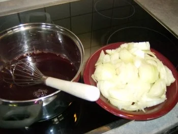 Rezept: Halsgrad in deftiger Zwiebelsoße Bild Nr. 3 Halsgrad in deftiger Zwiebelsoße - Rezept - Bild Nr. 3