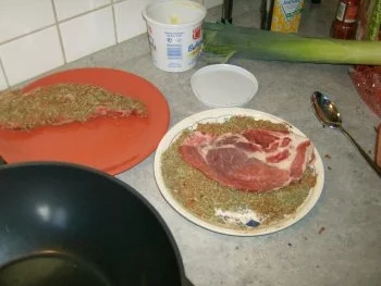 Rezept: Halsgrad in deftiger Zwiebelsoße Bild Nr. 5 Halsgrad in deftiger Zwiebelsoße - Rezept - Bild Nr. 5