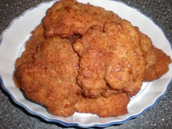 Schnitzel mit Nusspanade - Rezept - Bild Nr. 3