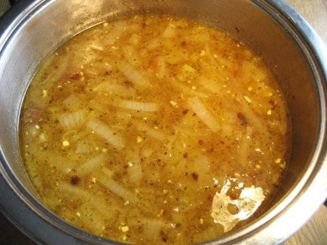 Rezept: Bayrische Zwiebelsuppe Bayrische Zwiebelsuppe - Rezept