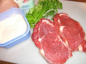 Rinderhüftsteak unter einer Kräuter-Parmesan-Kruste - Rezept - Bild Nr. 2