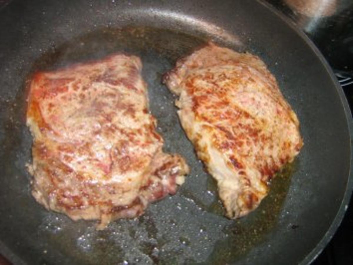 Rinderhüftsteak unter einer Kräuter-Parmesan-Kruste - Rezept - Bild Nr. 3