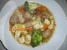 Feine Gemüsesuppe mit Hackklößchen - Rezept