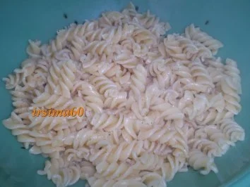 Rezept: Nudeln mit Thunfisch - Tomatensoße Bild Nr. 9 Nudeln mit Thunfisch - Tomatensoße - Rezept - Bild Nr. 9