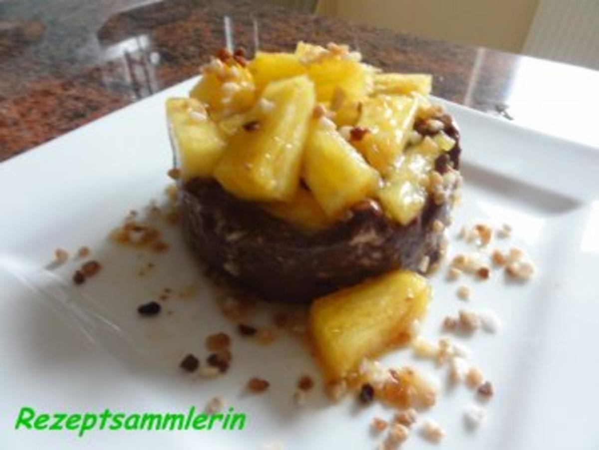 Dessert:  SCHOKOPUDDING mit frischer Ananas - Rezept