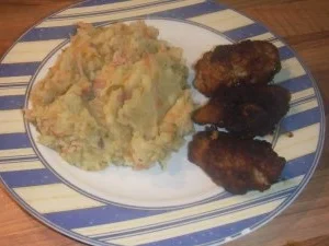 Grüne Bohnen - Eintopf mit Frikadellen - Rezept