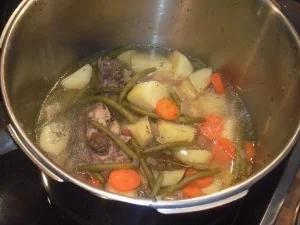 Grüne Bohnen - Eintopf mit Frikadellen - Rezept - Bild Nr. 2