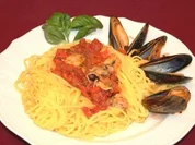 Spaghettini Vongole im Tomaten-Weißwein-Sud - Rezept