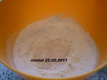 Pizza mit einer scharfen Seite - Rezept - Bild Nr. 2