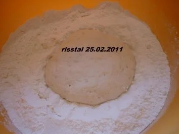 Pizza mit einer scharfen Seite - Rezept - Bild Nr. 3