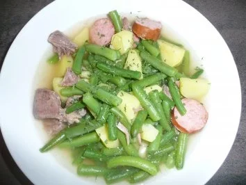 Rezept: Grüne Bohnensuppe Grüne Bohnensuppe - Rezept