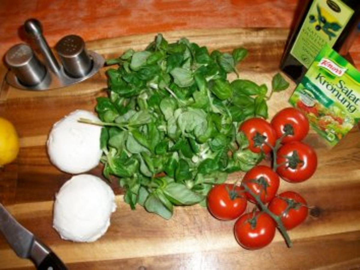 Tomaten-Mozzarella-Feldsalat-Salat - Rezept - Bild Nr. 2