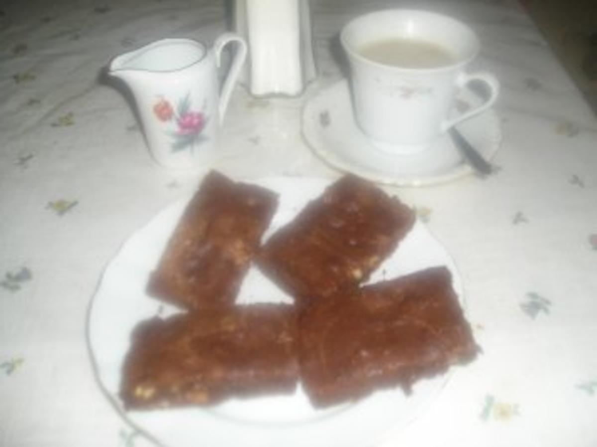 Haselnuss-Schoko-Brownies - Rezept