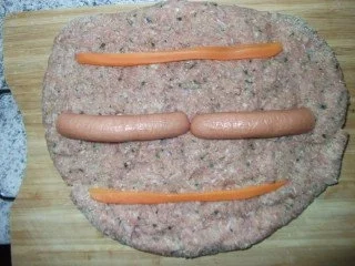 Rezept: Hackrolle Dieter´s Art mit Bacon Bild Nr. 3 Hackrolle Dieter´s Art mit Bacon - Rezept - Bild Nr. 3