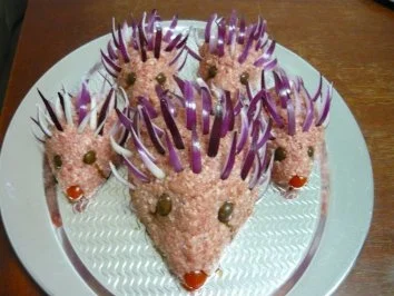 Igelfamilie aus Hackepeter - Rezept - Bild Nr. 4