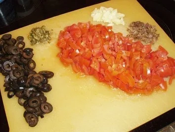 Pasta: Fettucine al puttanesca - Rezept - Bild Nr. 3