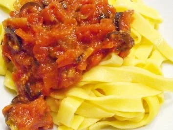 Pasta: Fettucine al puttanesca - Rezept - Bild Nr. 6