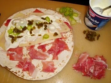 Rezept: Snack: Quesadilla con serrano Bild Nr. 3 Snack: Quesadilla con serrano - Rezept - Bild Nr. 3