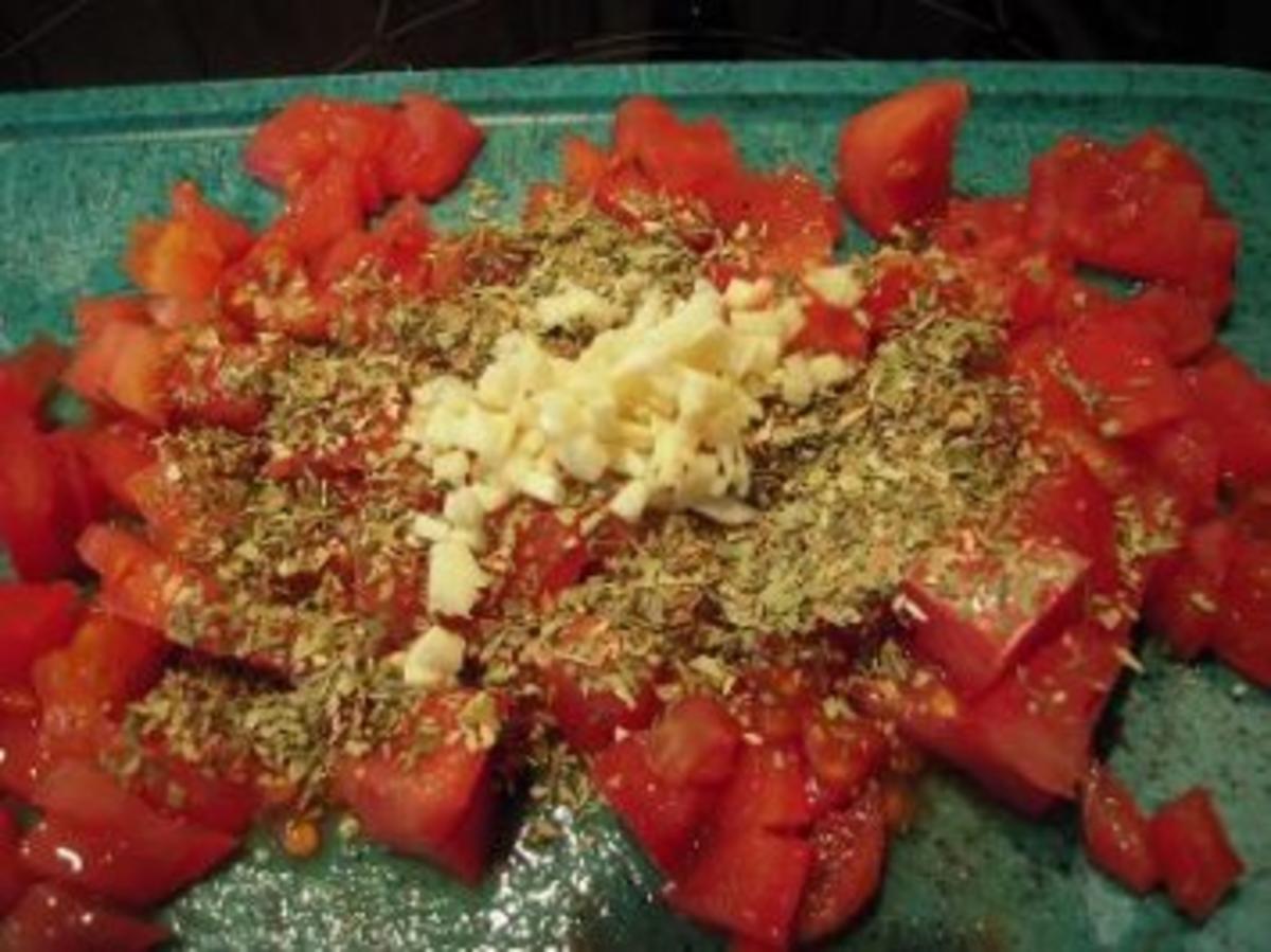 Schnelle Nudelpfanne mit Tomaten, Kräutern und Käse - Rezept - Bild Nr. 4