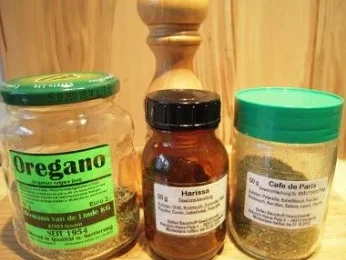 Rezept: Schnelle Nudelpfanne mit Tomaten, Kräutern und Käse Bild Nr. 9 Schnelle Nudelpfanne mit Tomaten, Kräutern und Käse - Rezept - Bild Nr. 9