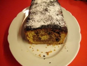 Spanischer Nußkuchen mit Nuss - Nougat verfeinert - Rezept