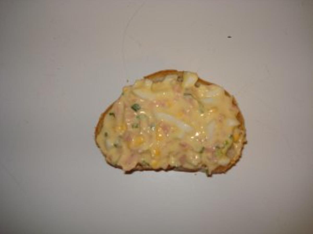 Gefülltes Weißbrot - schnell &amp; einfach - 188 kcal/100g