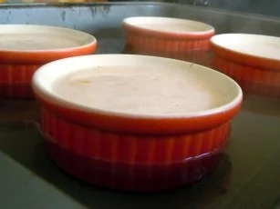 Rezept: Kokosflan mit marinierter Ananas Bild Nr. 5 Kokosflan mit marinierter Ananas - Rezept - Bild Nr. 5