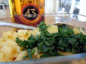 Rezept: Kokosflan mit marinierter Ananas Bild Nr. 8 Kokosflan mit marinierter Ananas - Rezept - Bild Nr. 8