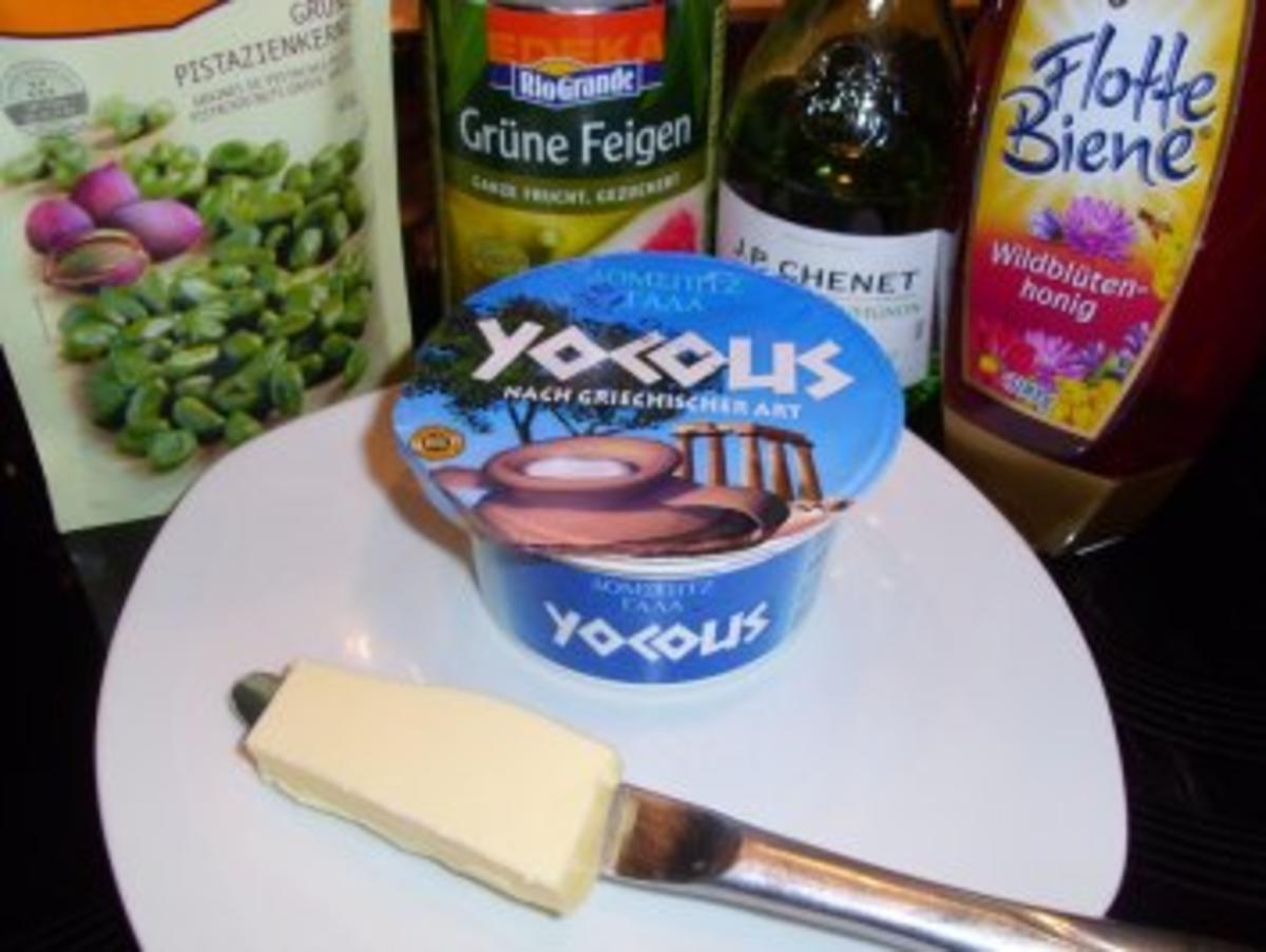 Desserts: Griechischer Pistazienjoghurt mit Honigfeigen - Rezept - Bild Nr. 2