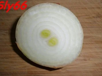 Rezept: Suppeneinlagen:Leberspätzle a`la Arrabiata Bild Nr. 8 Suppeneinlagen:Leberspätzle a`la Arrabiata - Rezept - Bild Nr. 8