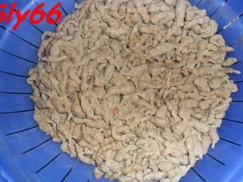 Rezept: Suppeneinlagen:Leberspätzle a`la Arrabiata Bild Nr. 16 Suppeneinlagen:Leberspätzle a`la Arrabiata - Rezept - Bild Nr. 16