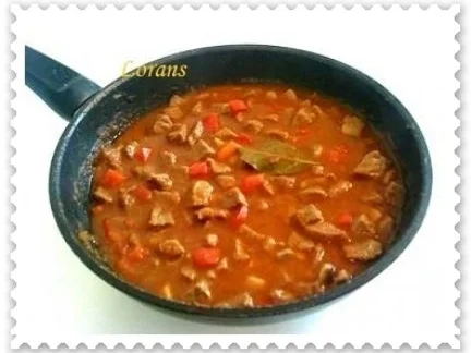 Rezept: Kalbsgulasch mit Schupfnudeln Bild Nr. 5 Kalbsgulasch mit Schupfnudeln - Rezept - Bild Nr. 5