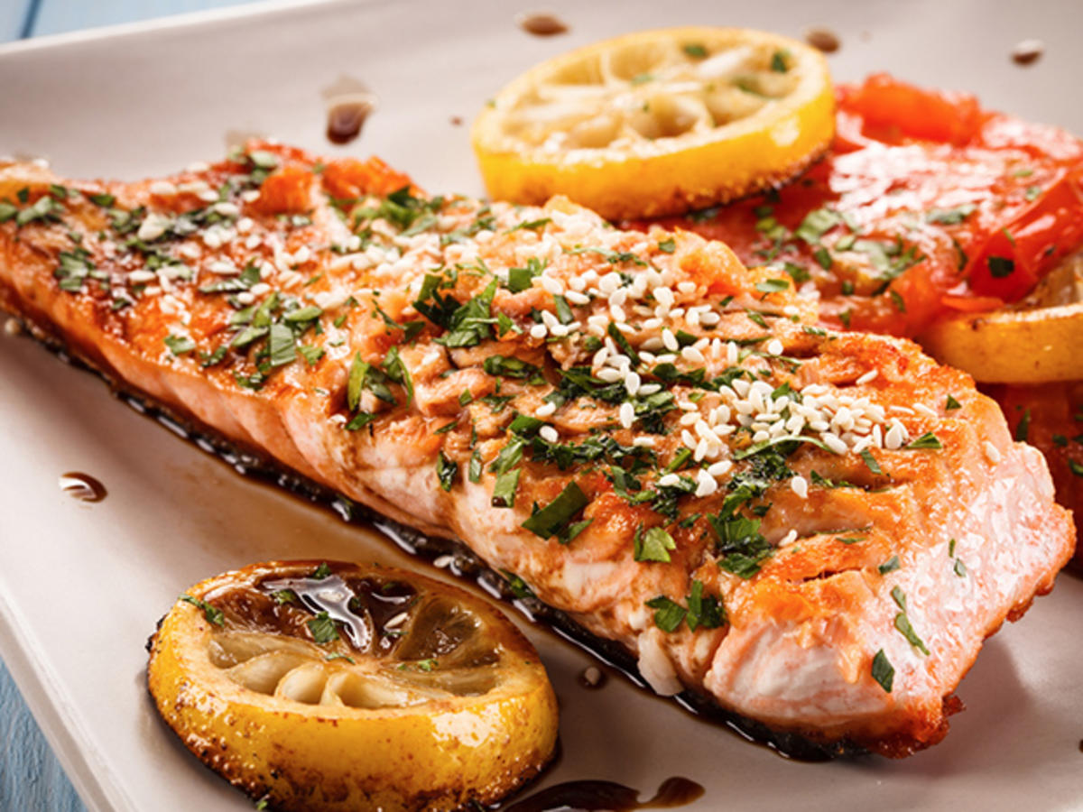 Schmackhafter Lachs In Alufolie Gegart Rezept Kochbar De