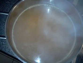 Rezept: Rindfleischsuppe - gibt's auch ohne Tüte :-) Bild Nr. 11 Rindfleischsuppe - gibt's auch ohne Tüte :-) - Rezept - Bild Nr. 11