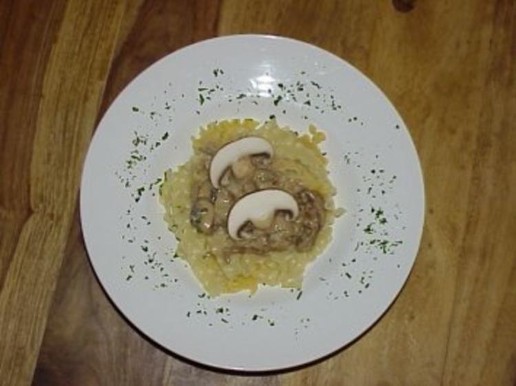 Bandnudeln mit Steinpilz Sahne Soße - einfach - 265 kcal/100g