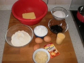 Rezept: Eierlikör-Pflaumen-Kuchen Bild Nr. 2 Eierlikör-Pflaumen-Kuchen - Rezept - Bild Nr. 2