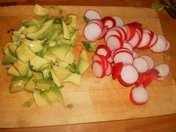 Rezept: Avocadosalat mit Blattsalat Bild Nr. 6 Avocadosalat mit Blattsalat - Rezept - Bild Nr. 6