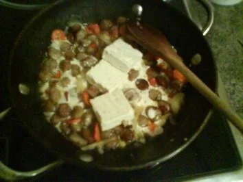 Nürnberger & Möhrchen in Kräutersahne auf Reisbett - Rezept - Bild Nr. 10