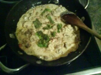 Nürnberger & Möhrchen in Kräutersahne auf Reisbett - Rezept - Bild Nr. 11