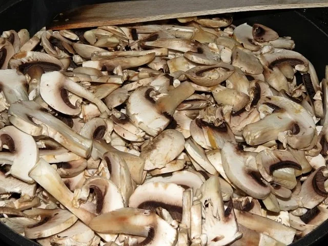 Rezept: JägerSahneschnitzel Bild Nr. 9 JägerSahneschnitzel - Rezept - Bild Nr. 9