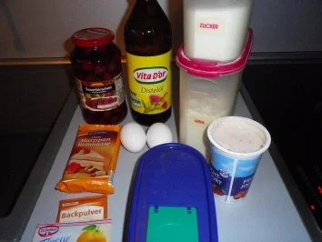 Kirsch - Marzipan - Muffins - Rezept - Bild Nr. 3