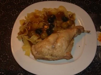 Fleischgerichte: Kaninchen in Olivensosse - Rezept