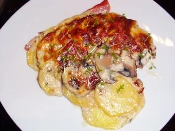 Beilage: Kartoffel-Pilz-Gratin mit Schinken - Rezept