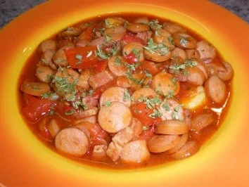 Rezept: Würstchen-Gulasch Würstchen-Gulasch - Rezept