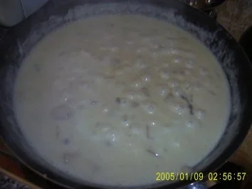 Rezept: Hacksteak in einer Pilz-Sahne-Soße Bild Nr. 9 Hacksteak in einer Pilz-Sahne-Soße - Rezept - Bild Nr. 9